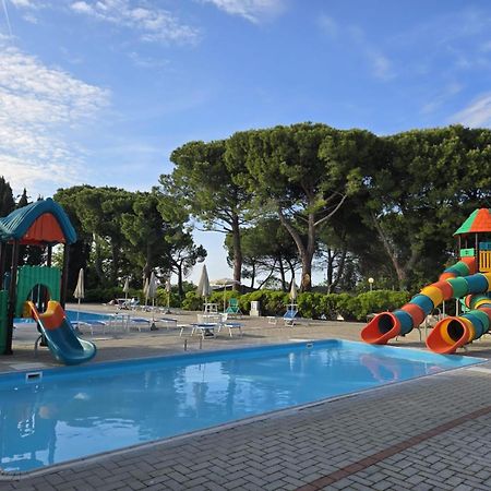 Camping Village Mar Y Sierra San Costanzo Exteriér fotografie