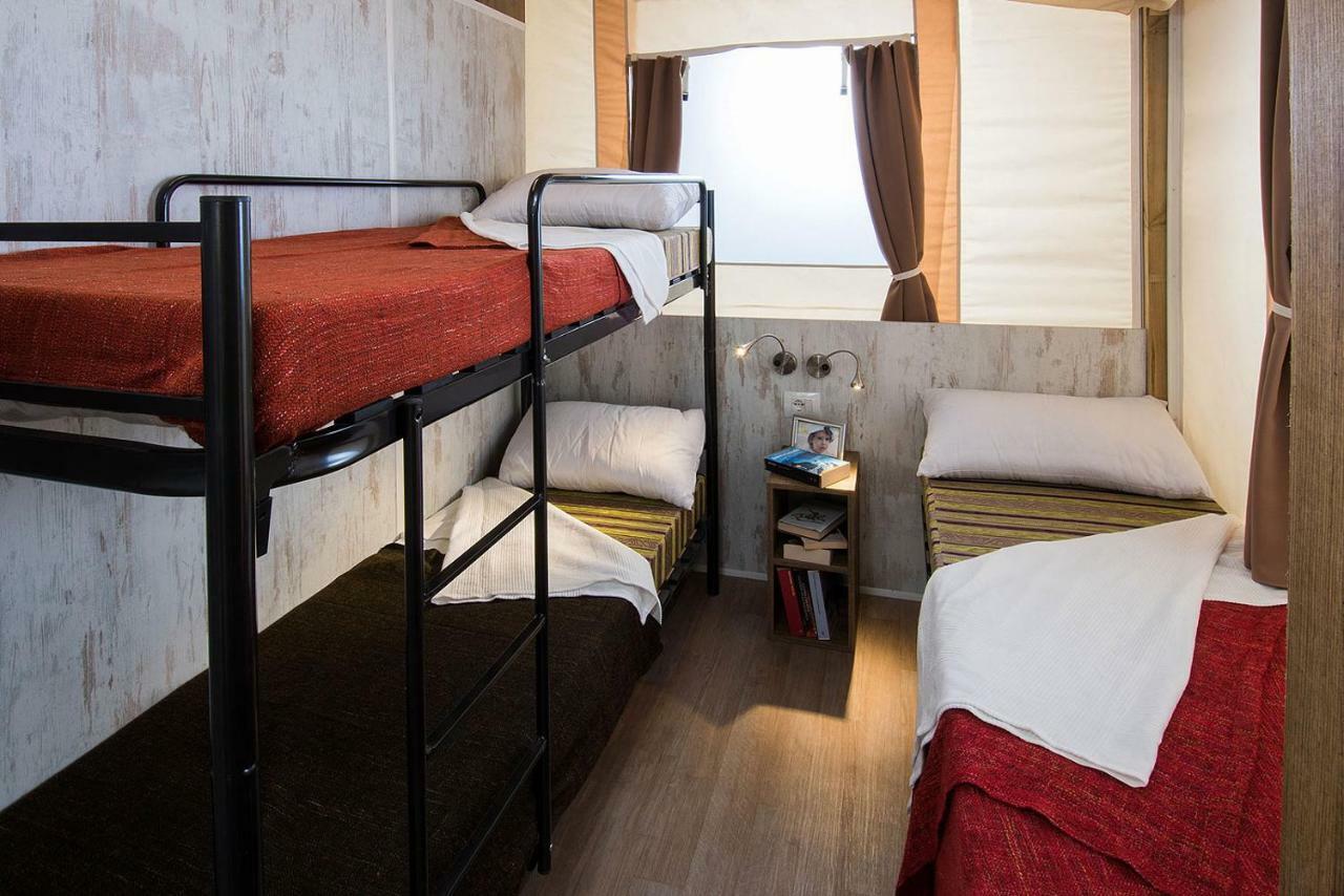 Camping Village Mar Y Sierra San Costanzo Exteriér fotografie